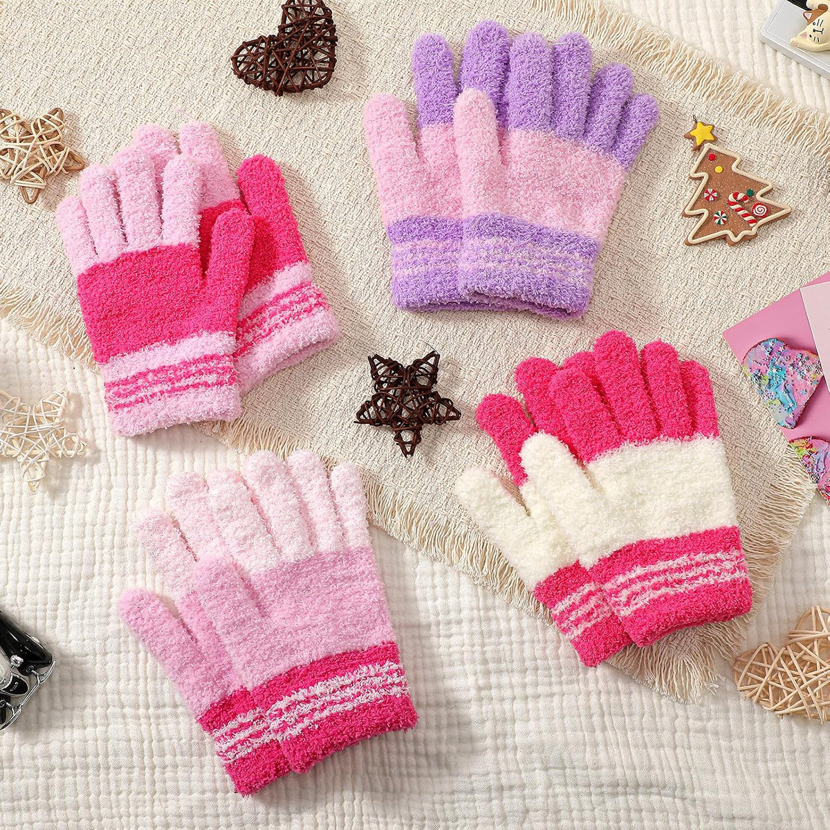 Clothclose 4 Pairs Kids Gloves, Warm Stretchy Winter Gloves for Boys Girls