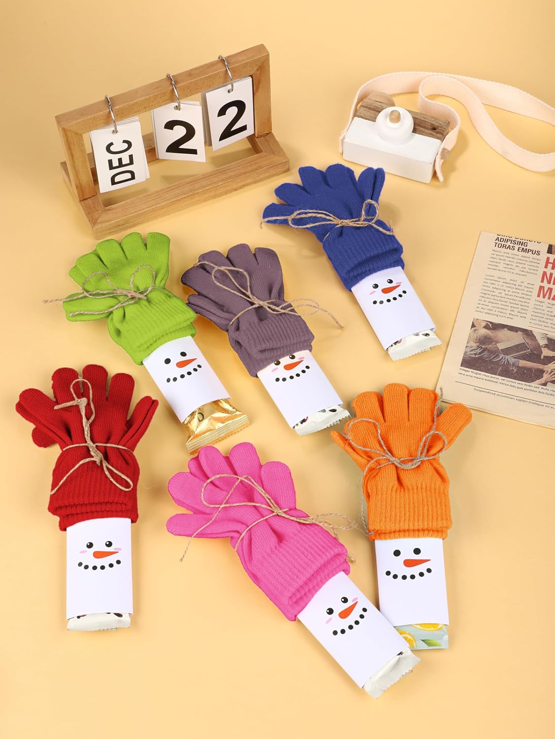 Cooraby 12 Pairs Kids Warm Magic Gloves Teens Winter Stretchy Knit Gloves Boys Girls Knit Gloves